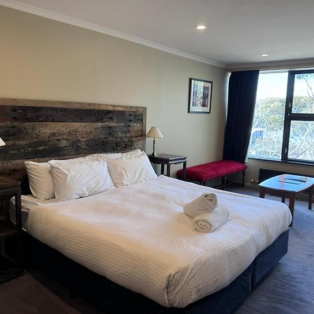 Mt Buller Chalet Hotel & Suites Mount Buller Eksteriør billede